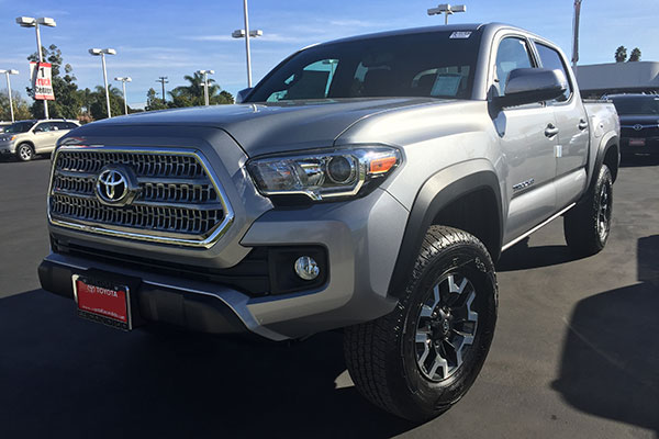 What to Know About Shipping a Toyota Tacoma